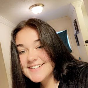 Meet your Posher, Ciara